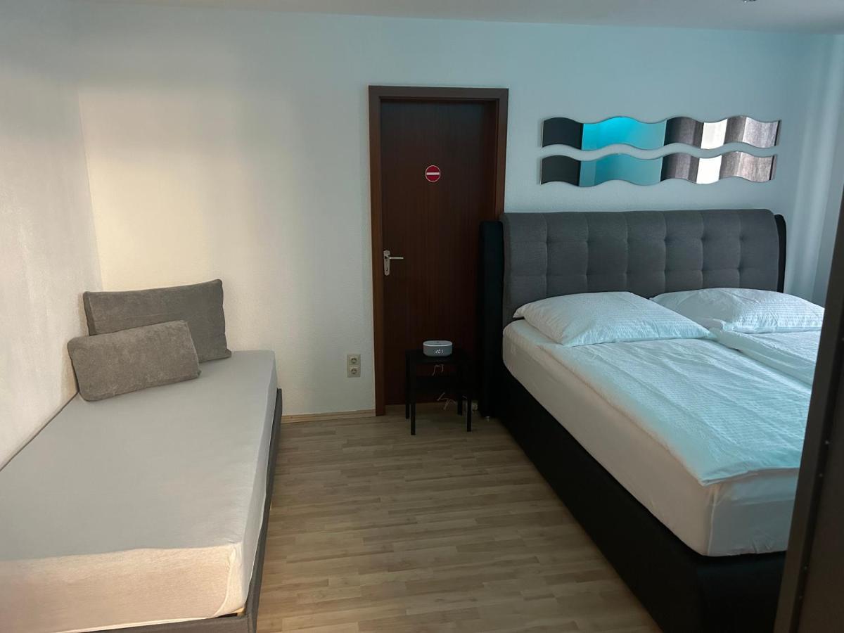 Ferienwohnung Schwarzwald Pforzheim Esterno foto